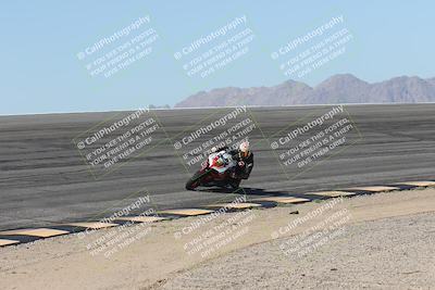 media/Oct-13-2025-Moto Forza (Mon) [[a66d839500]]/3-B Group/Session 2 (Bowl)/